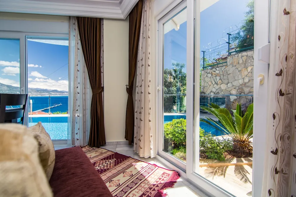 Alanya Castle Apartment (2 Person)