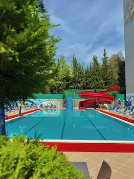 Grand Alisa Hotel (Eski Adı: Royalisa Hotel)