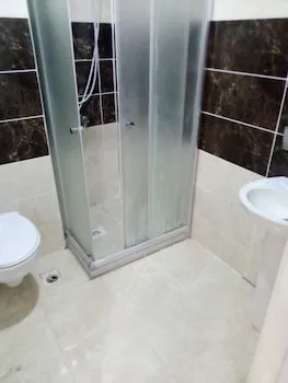 Boğaziçi Bayan Pansiyonu