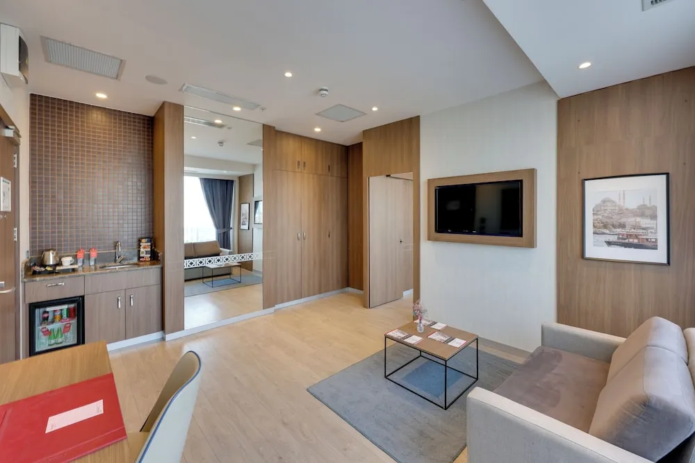 Süit, 1 En Büyük (King) Boy Yatak, Teras