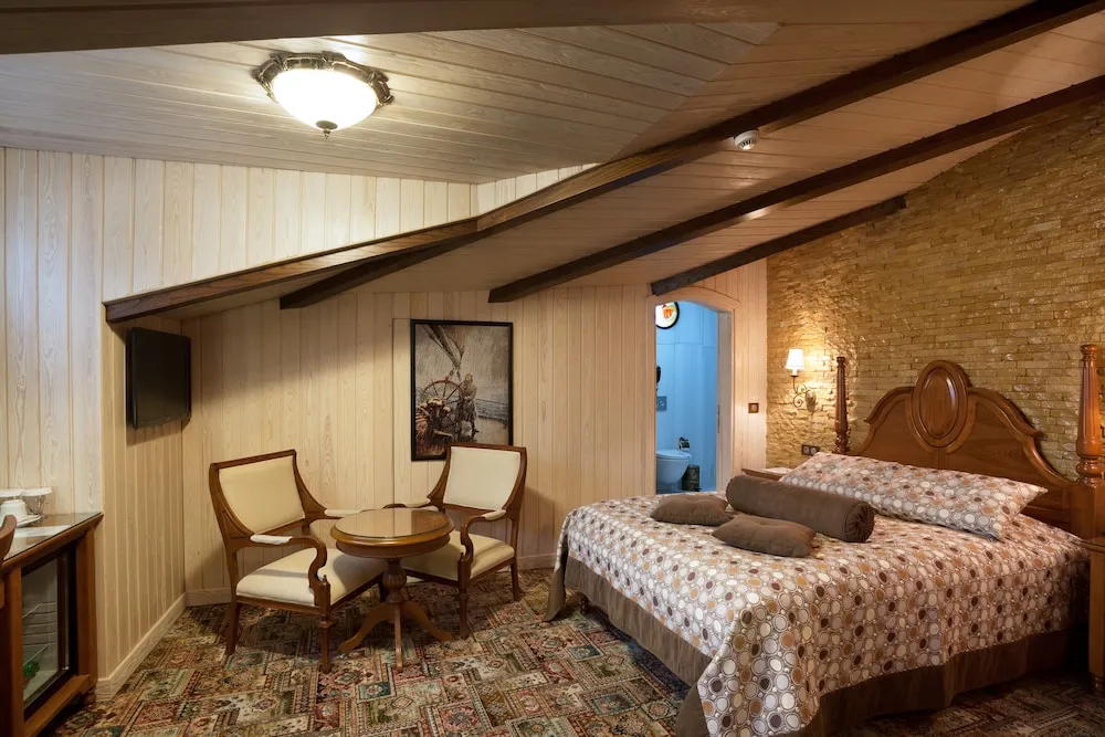 Superior Room with Turkish bath