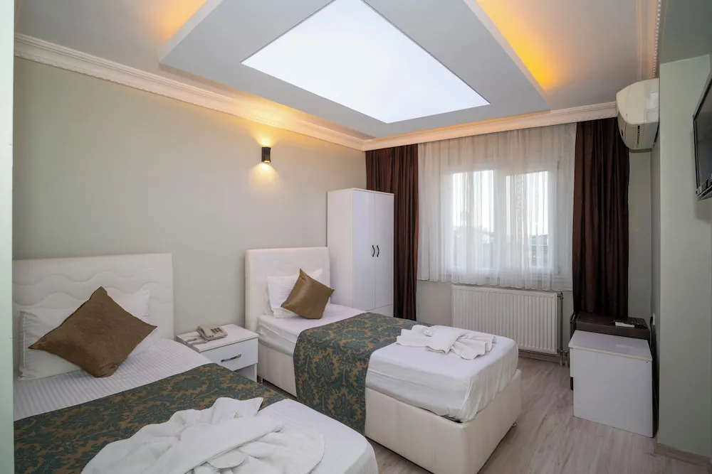 Standard Üç Kişilik Oda