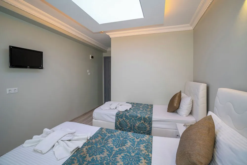 Standard Üç Kişilik Oda