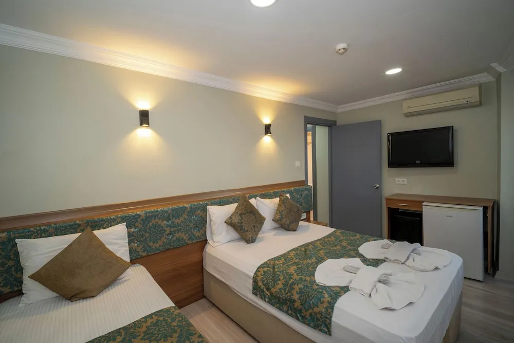 Standard Üç Kişilik Oda