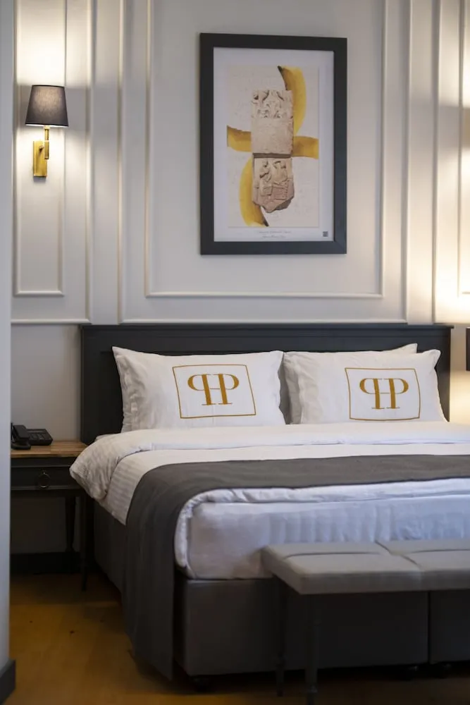 Deluxe Üç Kişilik Oda