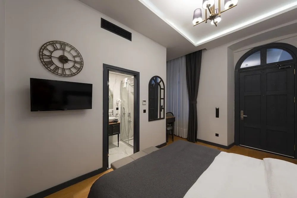 Deluxe Family Suite