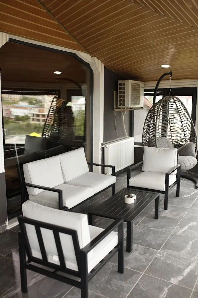 Deluxe Çatı Katı Süiti (Penthouse), Deniz Manzaralı