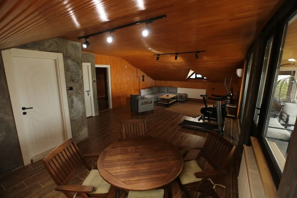 Deluxe Çatı Katı Süiti (Penthouse), Deniz Manzaralı