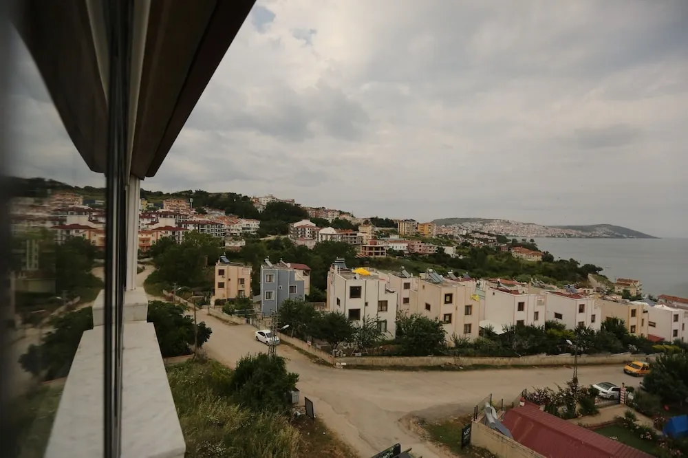 Deluxe Çatı Katı Süiti (Penthouse), Deniz Manzaralı