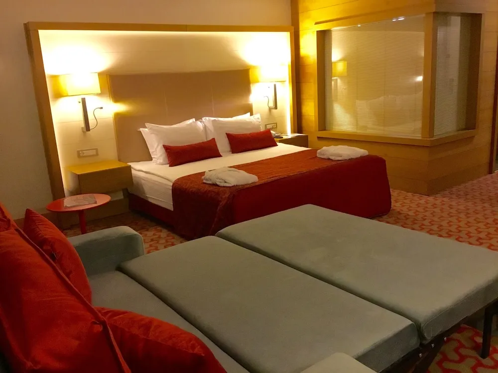 Grand Deluxe Room with Garden View