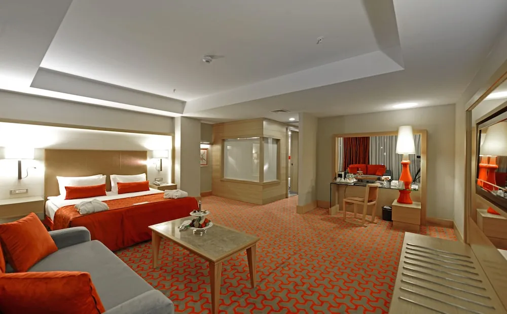 One Bedroom Suite