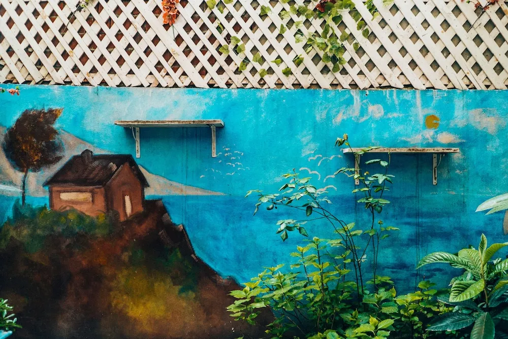 Economic Room with Shared Bathroom