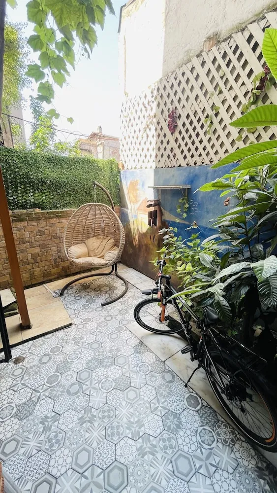 Economic Room with Shared Bathroom