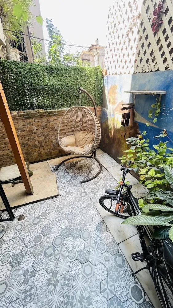 Economic Room with Shared Bathroom