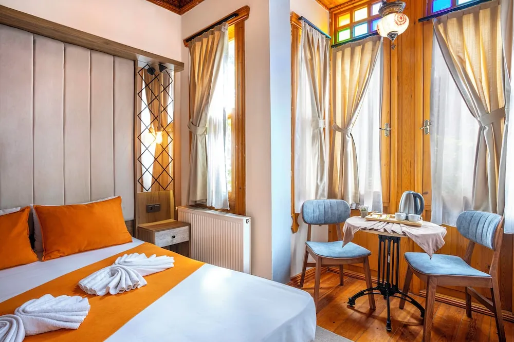 Standard Üç Kişilik Oda