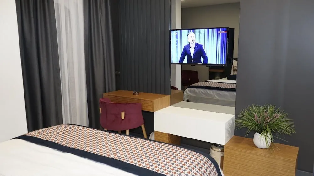 Standard Tek Büyük Yataklı Oda