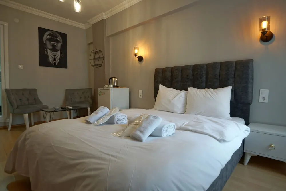 Deluxe Tek Büyük Yataklı Oda