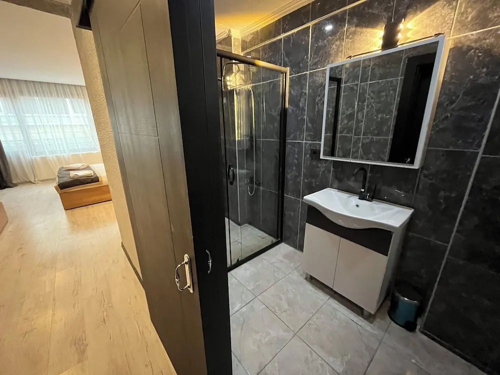 Deluxe Üç Kişilik Oda