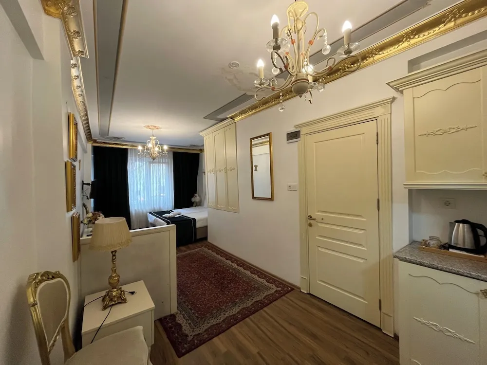 Standard Üç Kişilik Oda