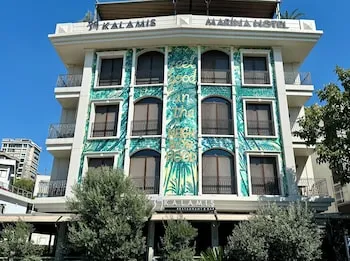 39 Kalamış Marina Hotel