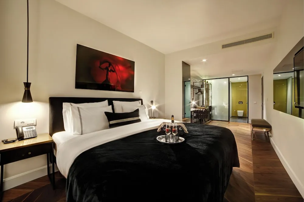 Marina Deluxe Room