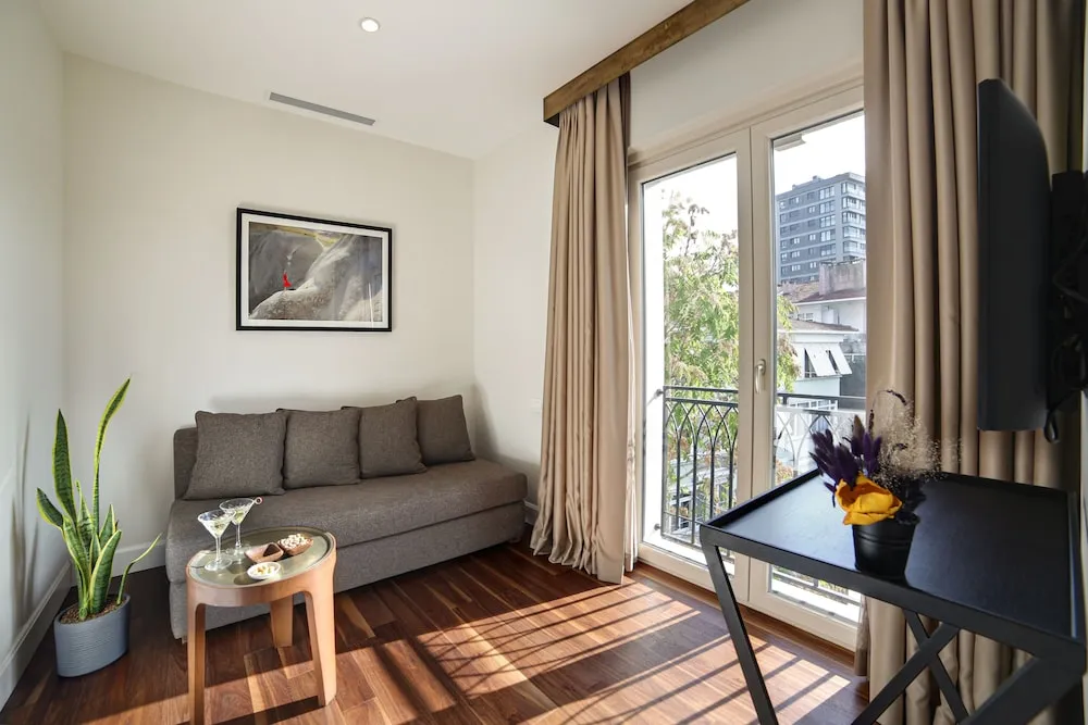 Marina Suite