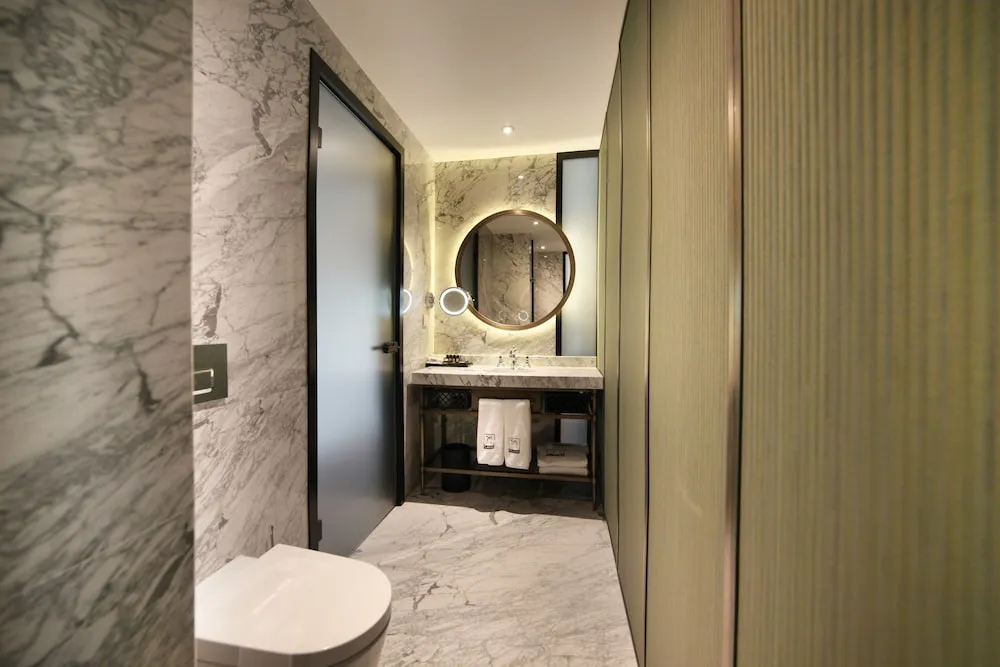 Marina Suite