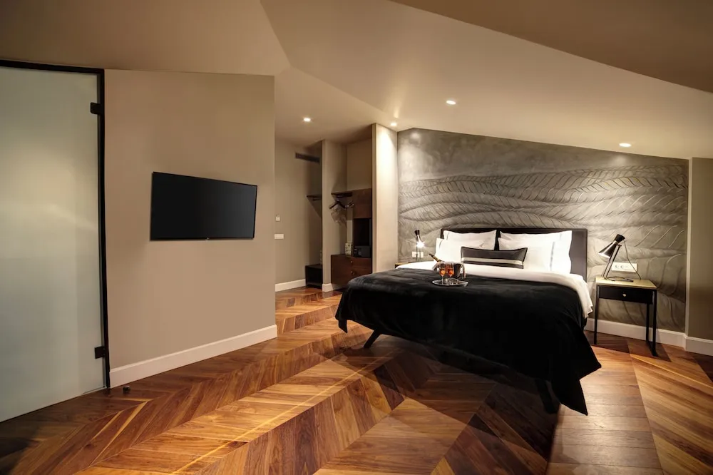 Terrace Loft Corner