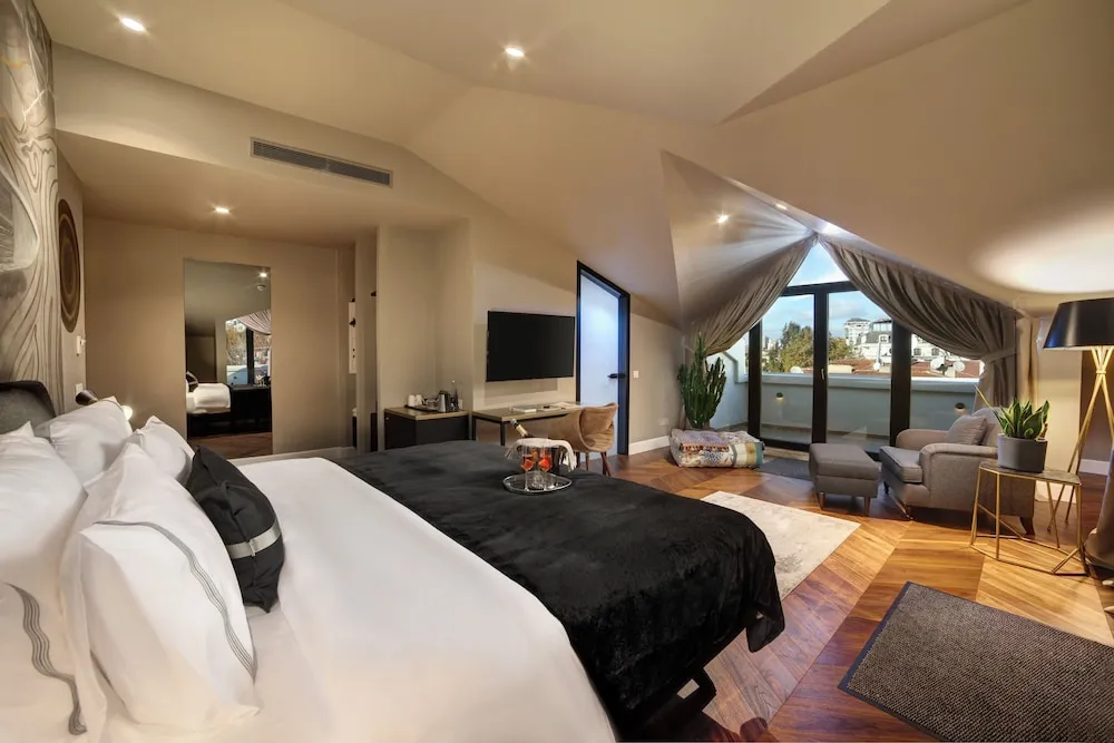 Terrace Loft Room