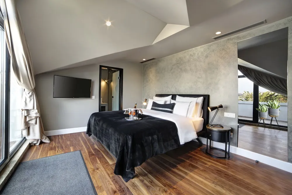 Terrace Room