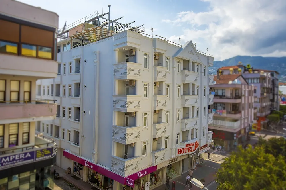Konaklama yerinin ön cephesi
