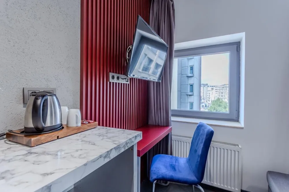 Deluxe Tek Büyük Yataklı Oda
