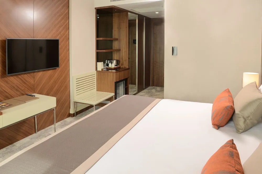 Deluxe Tek Büyük veya İki Ayrı Yataklı Oda