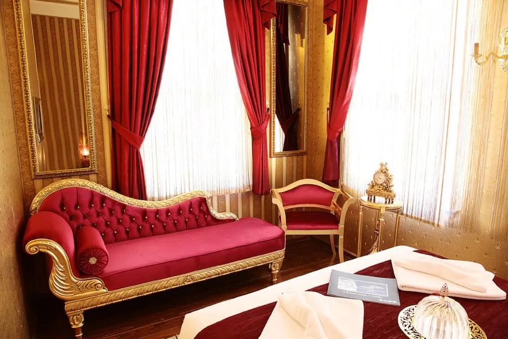 Deluxe Üç Kişilik Oda