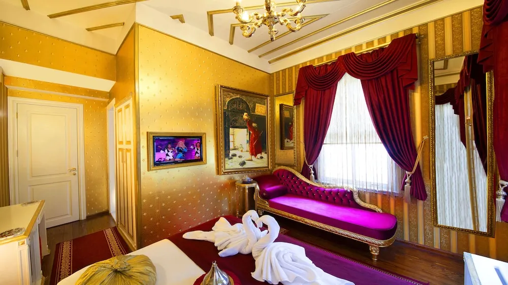 Deluxe Üç Kişilik Oda