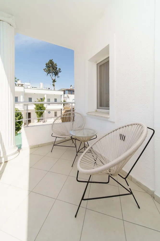 Superior Üç Kişilik Oda, Balkon