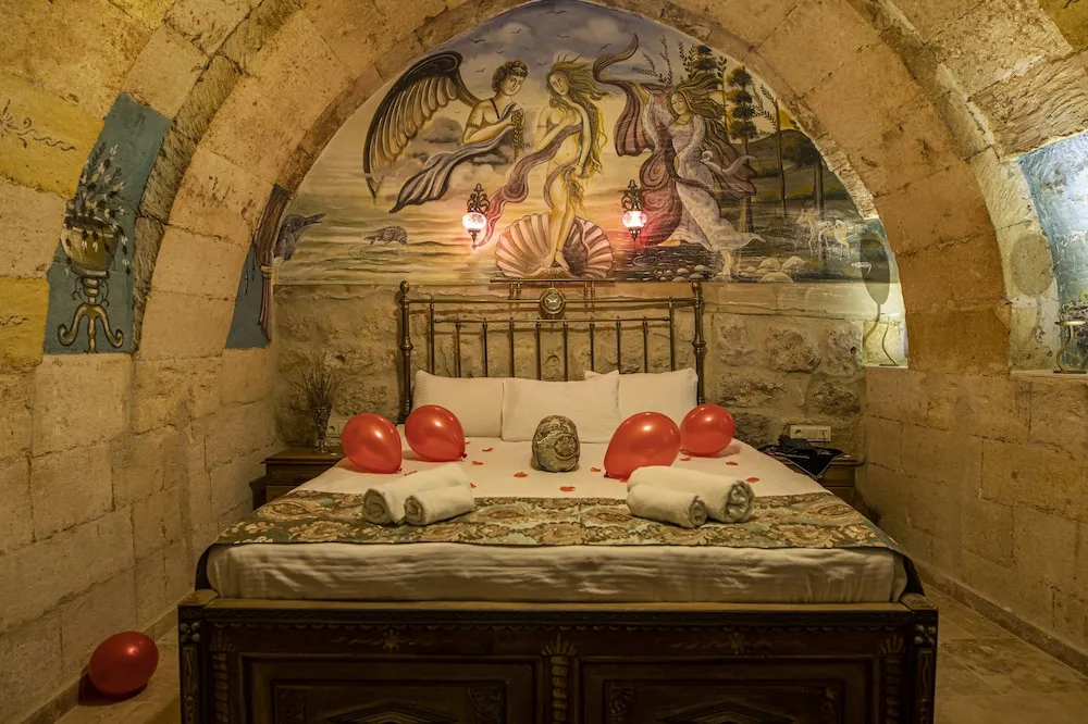 Luxury Tek Büyük Yataklı Oda