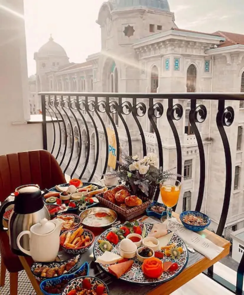 Suite with Balcony