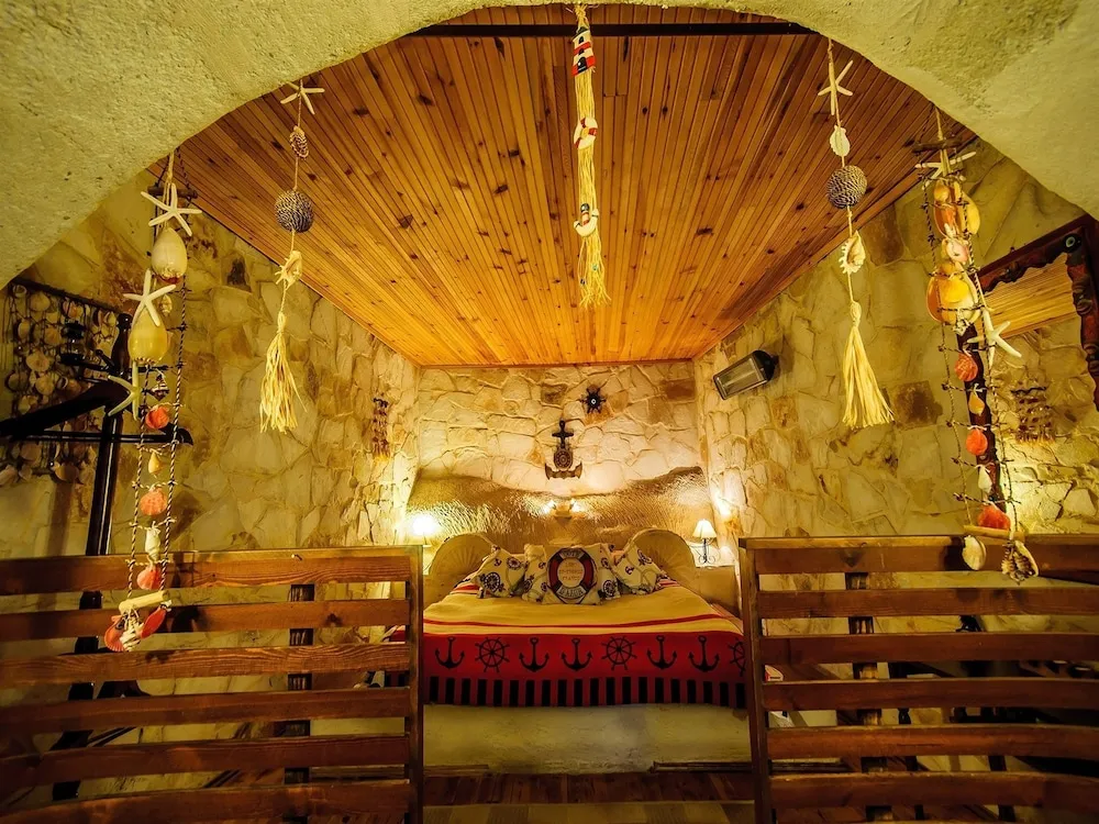 Deluxe Tek Büyük Yataklı Oda