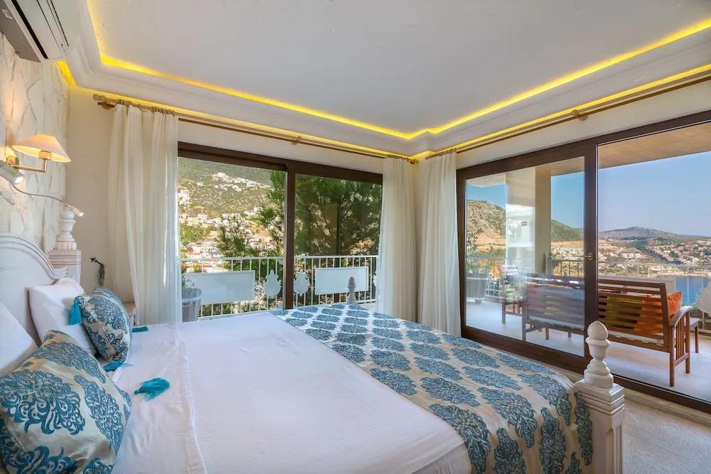 Deluxe Oda, Balkon, Deniz Manzaralı