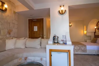 Kalkan Oasis Hotel - Yetişkin Oteli