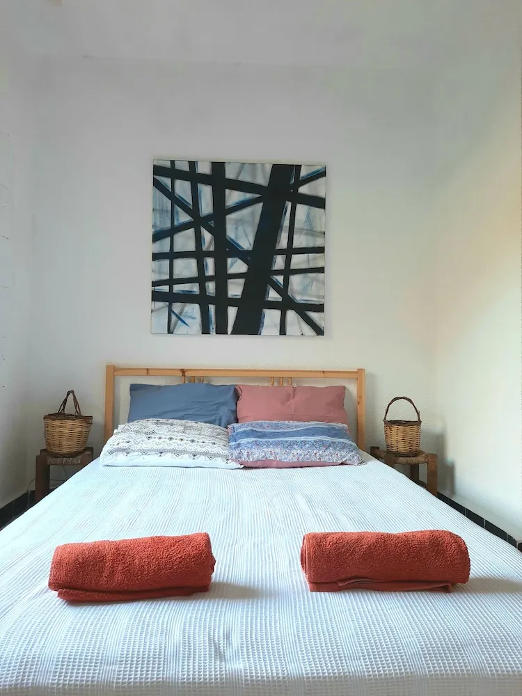 Design Tek Büyük Yataklı Oda, 1 Çift Kişilik Yatak, Tepe Manzaralı, Plaj Kenarı