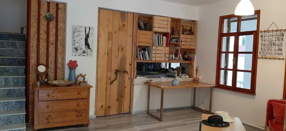 Design Tek Büyük Yataklı Oda, 1 Çift Kişilik Yatak, Tepe Manzaralı, Plaj Kenarı