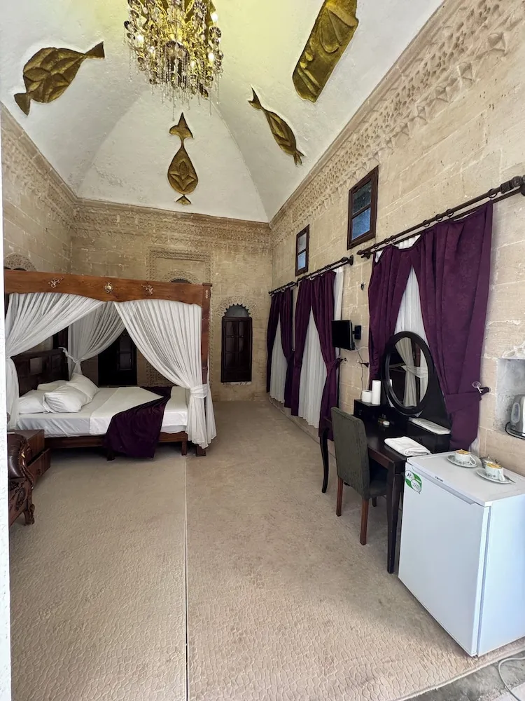 Luxury Tek Büyük Yataklı Oda
