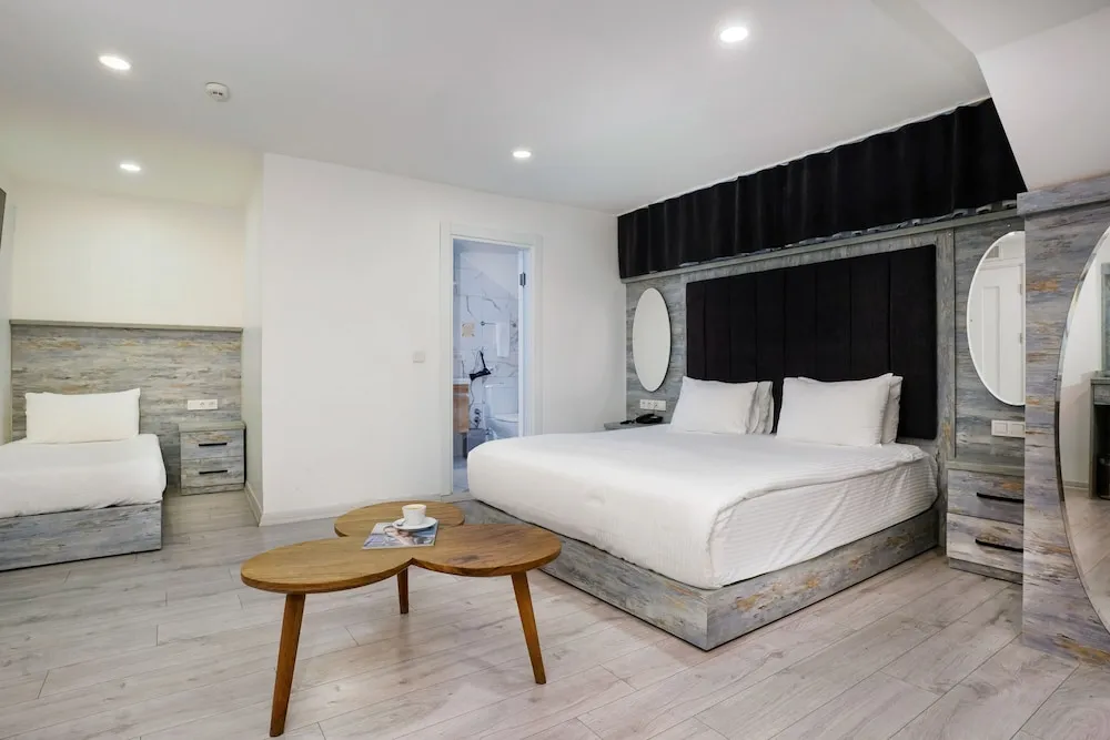 Family Dört Kişilik Oda