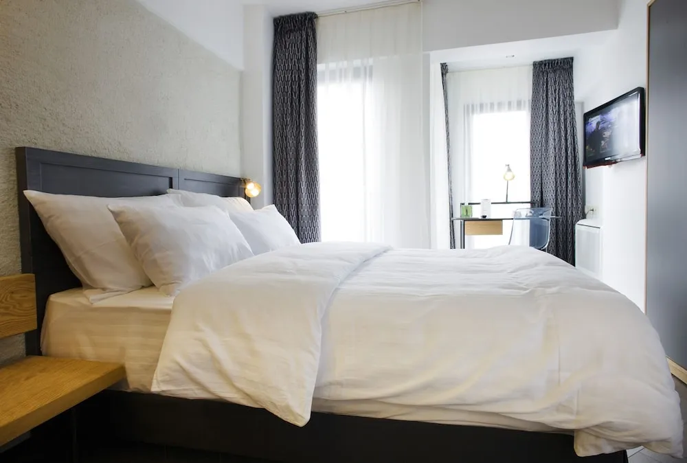 Deluxe Tek Büyük Yataklı Oda, Şehir Manzaralı