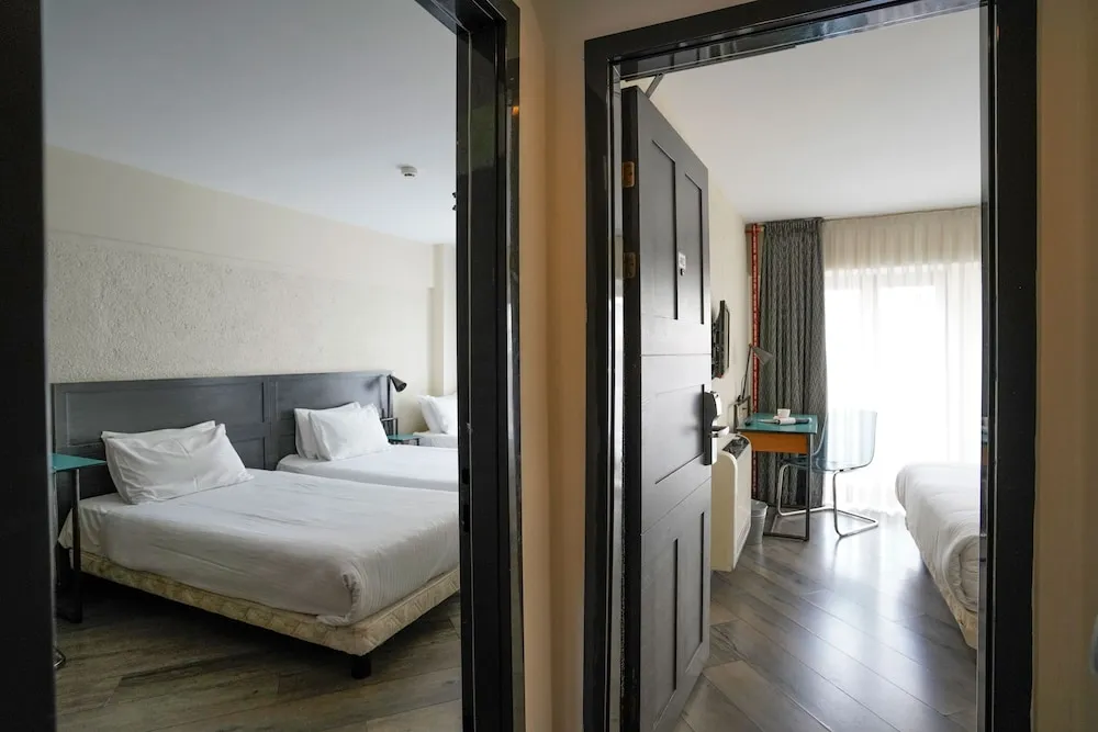 Family Süit, Bağlantılı Odalar