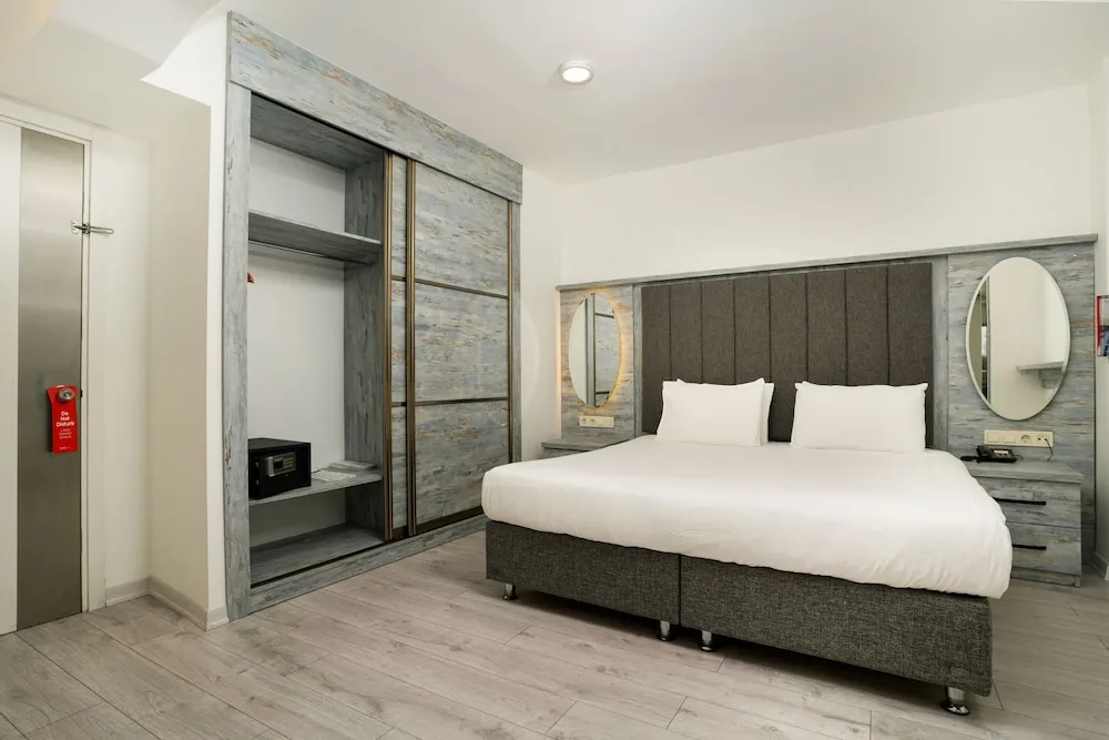 Standard Economy Room ( No window)