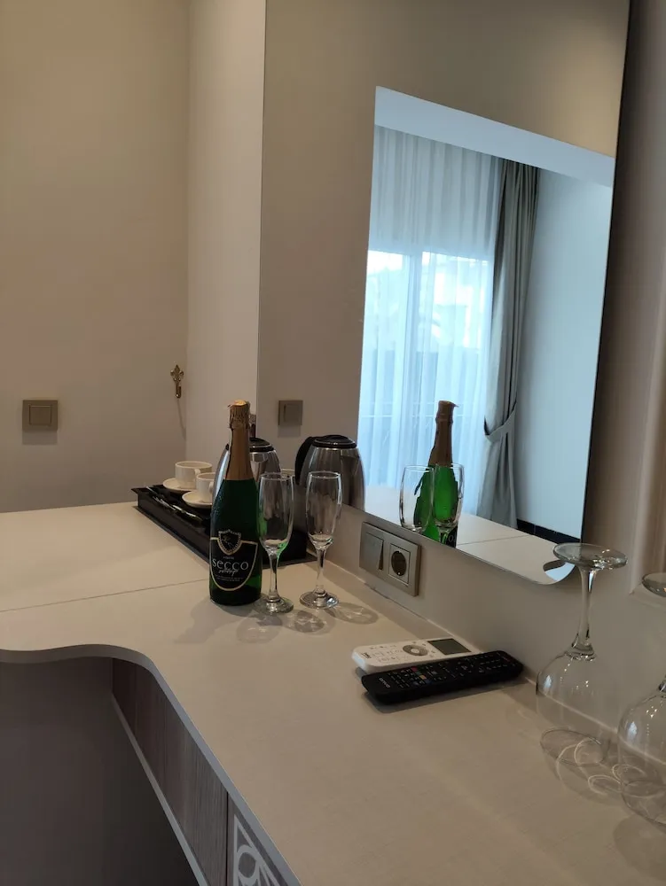 Family Suite Havuz Manzaralı