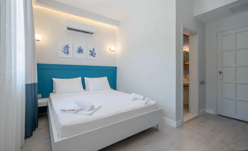 Standard Tek Büyük Yataklı Oda, Dağ Manzaralı